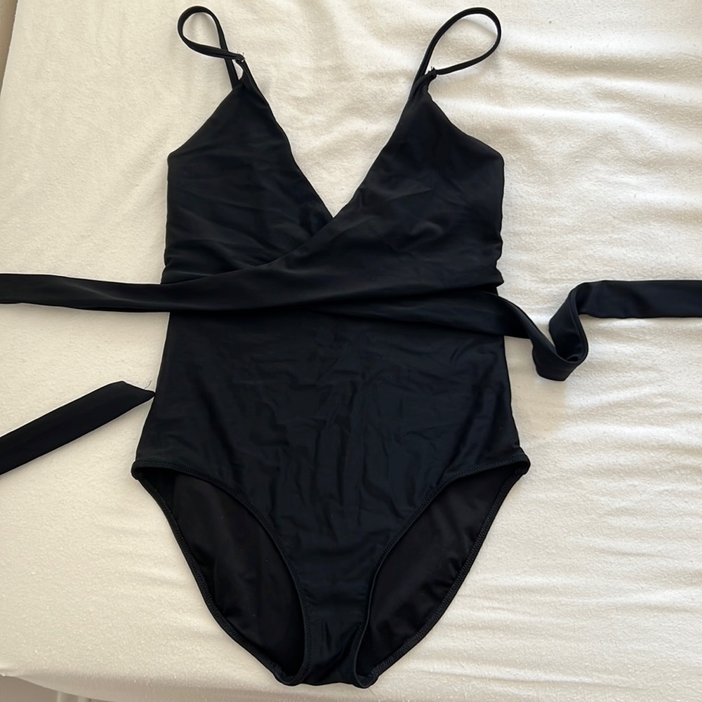Aerie medium long wrap bathing suit